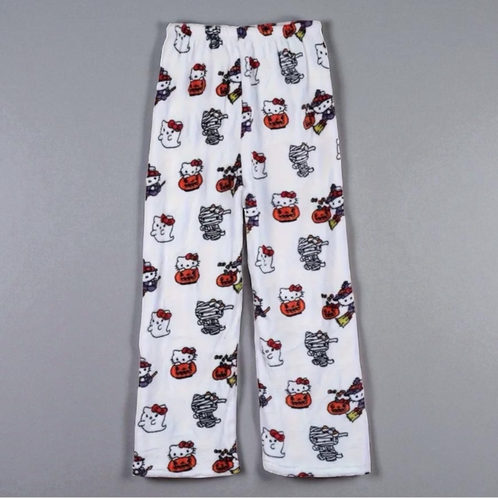 NWT! Hello Kitty Halloween Pajama Pants - Size: L